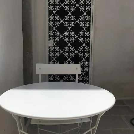 By The Garden - Design